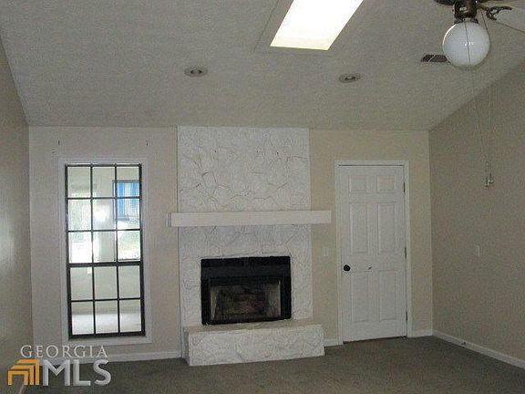 5th image of 942 Sunnybrook Dr