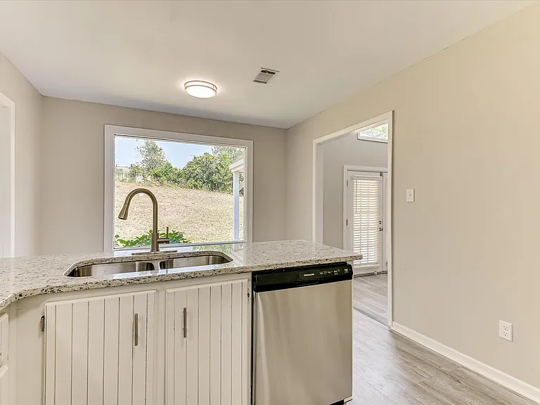3006 Angela St #A — Photo 20