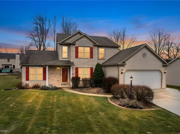 3638 White Oak Dr, Barberton, OH 44203