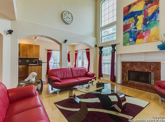 3rd image of 25811 Echo Terrace St