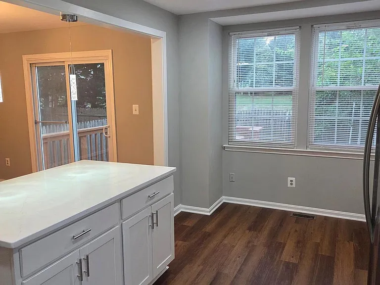 6998 Admetus Ct — Photo 12