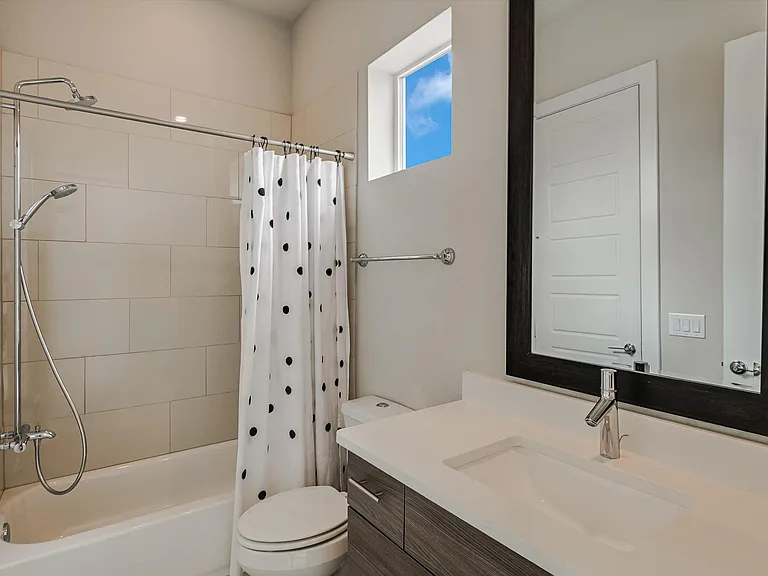 6133 Florencia Ln — Photo 15