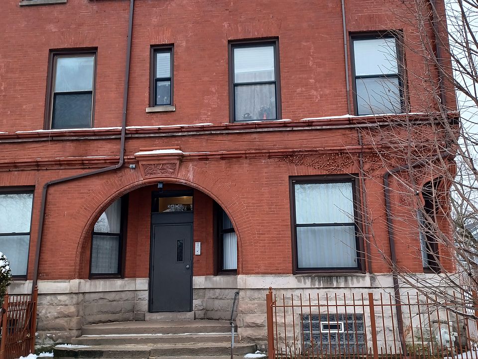 1st image of 3646 S Lake Park Ave APT 1