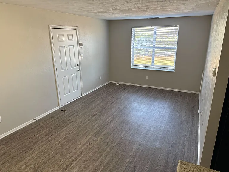 Dove Landing Apartments — Photo 13