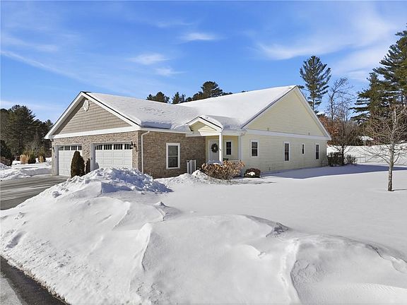 2nd image of 14 Bella Vista Cir