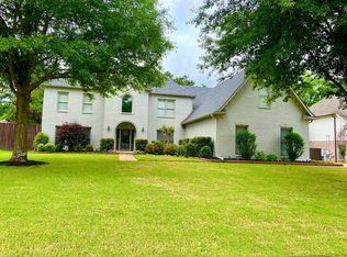 1519 Barton Creek Dr, Collierville, TN 38017