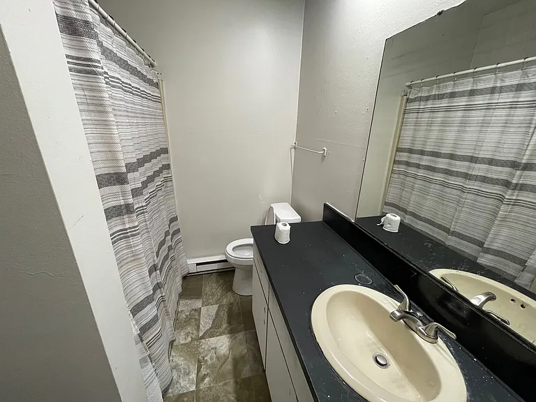 504 W Main St #B — Photo 6