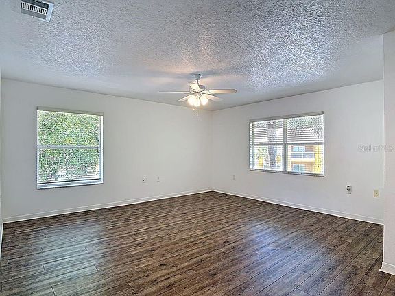 5th image of 4600 E MOODY BOULEVARD #12F