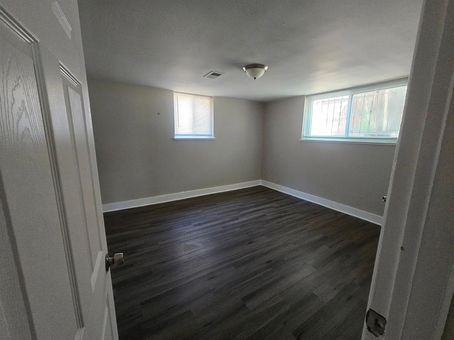 3 bed, 1100 sqft, $1,850 — Photo 4