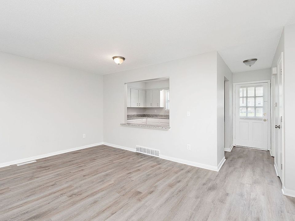 Twin Oaks Duplexes 218 E Washington St Belton MO Zillow