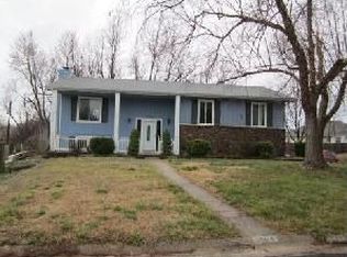 3864 W Glenwood St, Springfield, MO 65807