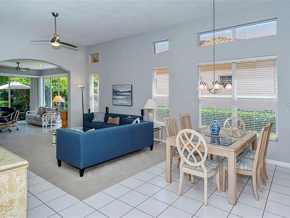 3rd image of 3912 Alamanda Dr