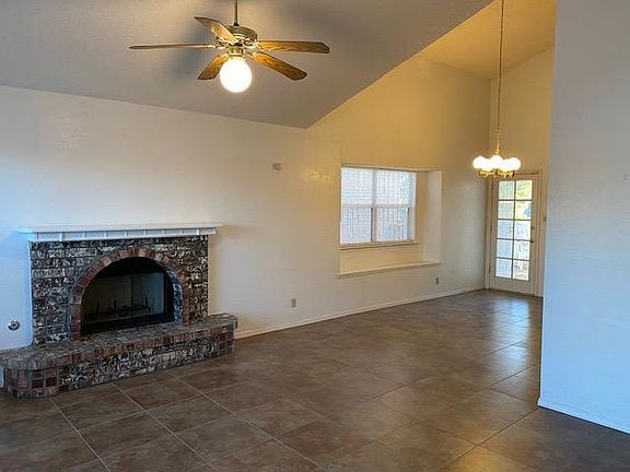 4th image of 12042 Desert Quail Ave