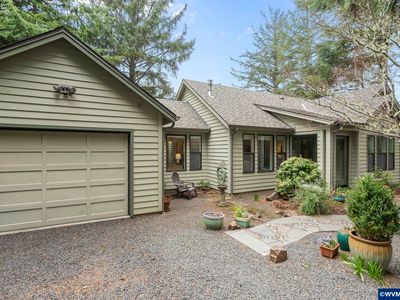 120 Ridge Crest Rd, Gleneden Beach, OR, 97388