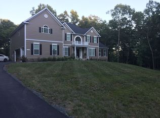 2775 Meander Creek Ln, Haymarket, VA 20169