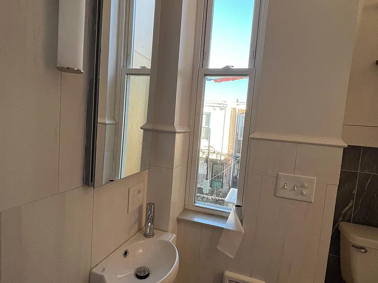 2019 S Beechwood St #2 — Photo 40