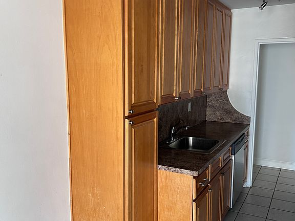 3rd image of 2940 Ocean Pkwy APT 13N