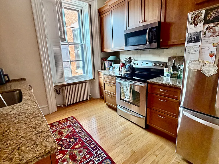 39 Commonwealth Ave #3R — Photo 29