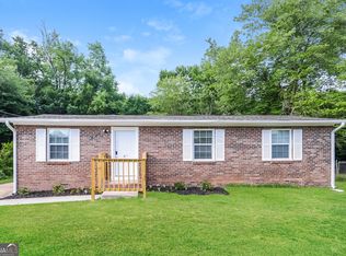 426 Roxbury Dr, Riverdale, GA 30274