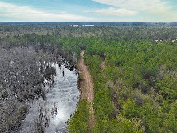2nd image of 2940 Mud Swamp Rd
