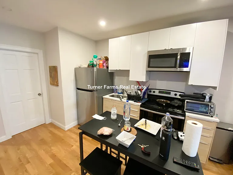 7 Warwick St #11 — Photo 13