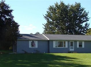 4710 Walker Rd, Leslie, MI 49251