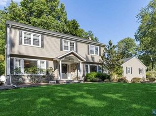 15 William St, Harrington Park, NJ 07640