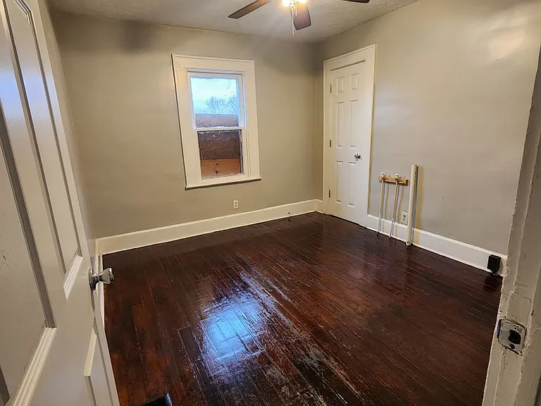 316 S Oakland Ave — Photo 11