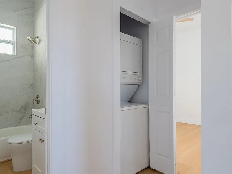 2401 10th Ave S #1 — Photo 12