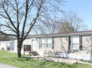 319 Oak Leaf Dr, Saxonburg, PA 16056