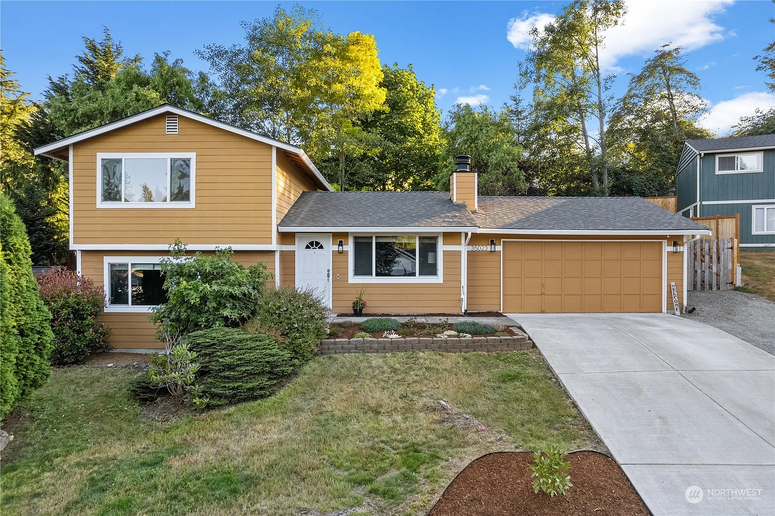 35023 28th Avenue SW photo 1