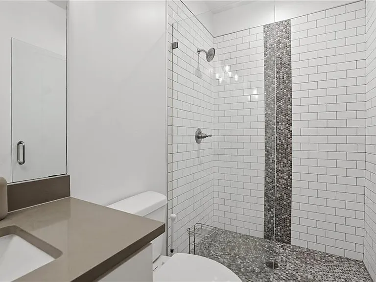 3020 Wallace Rd — Photo 45