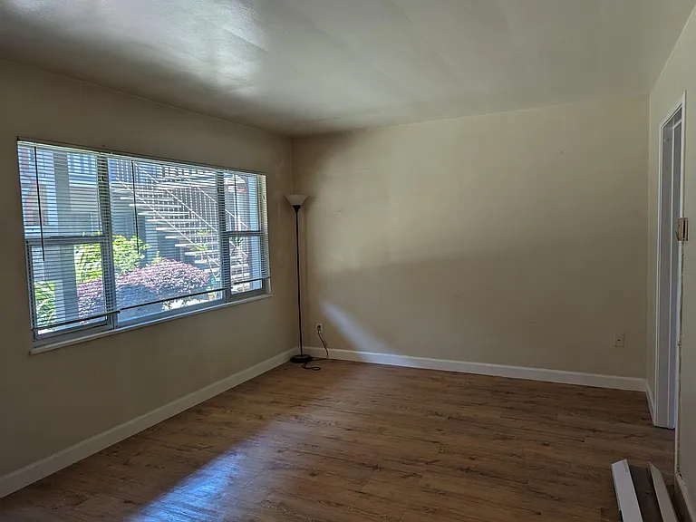 80 Lafayette Cir #2 — Photo 3