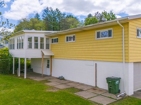 5th image of 311 Taylor Ln