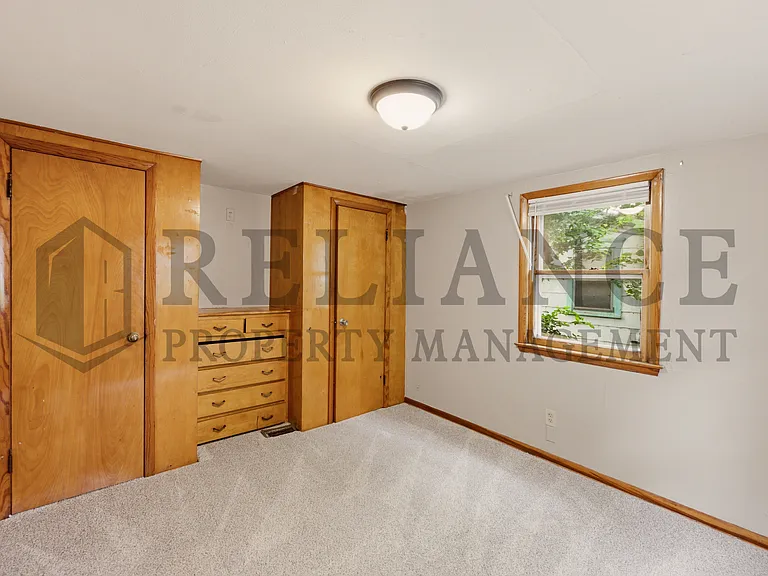 1028 W Munnell Ave — Photo 17