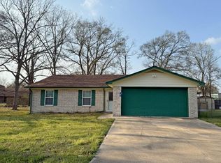 51 E Oakridge Dr, Pointblank, TX 77364