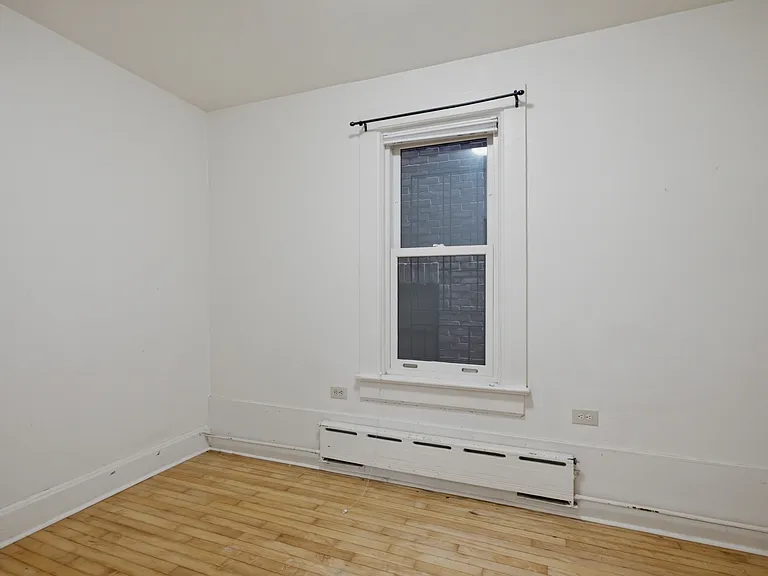1843 N Bissell St #G — Photo 9