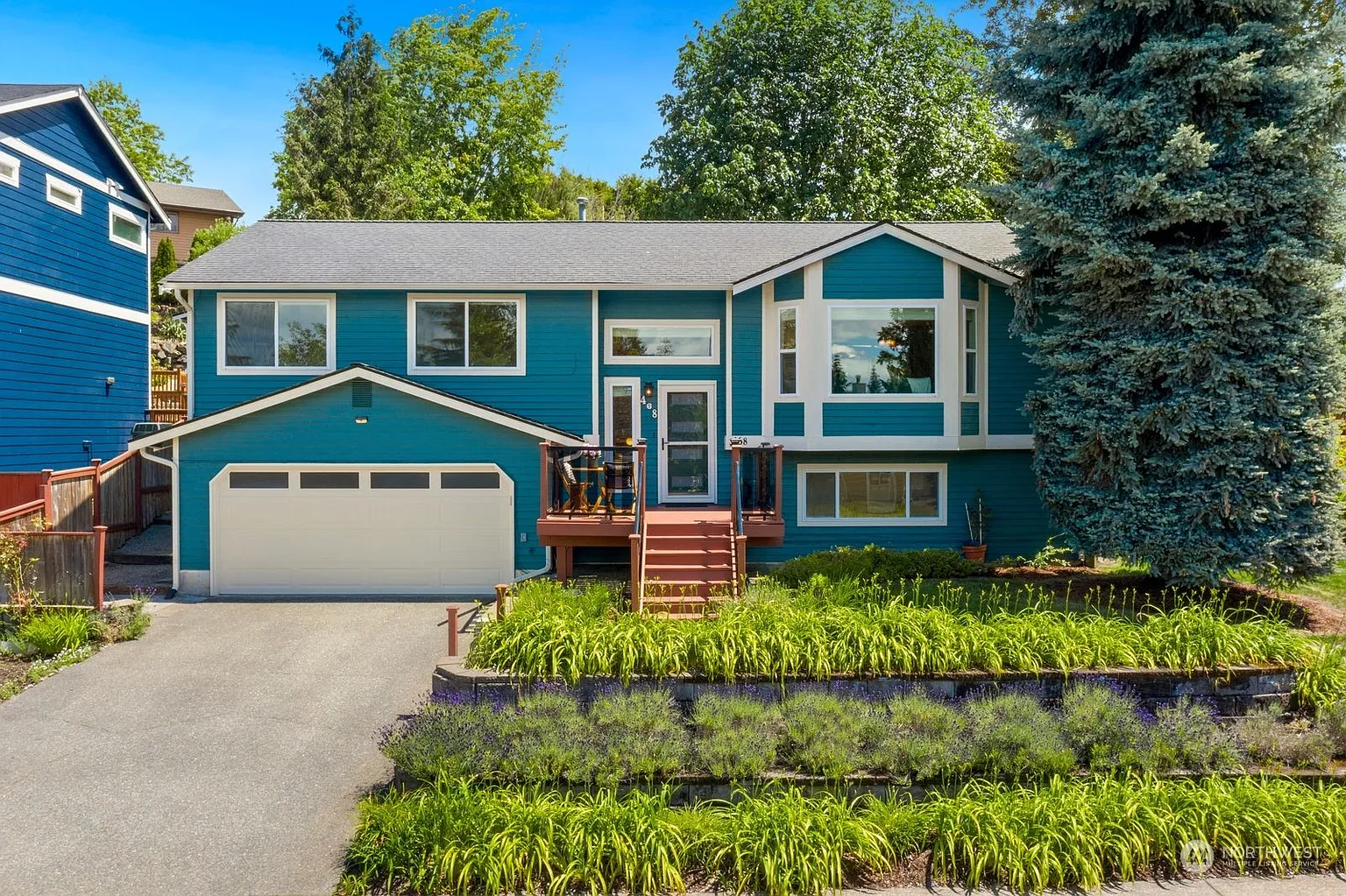 468 Edmonds Court NE photo 1