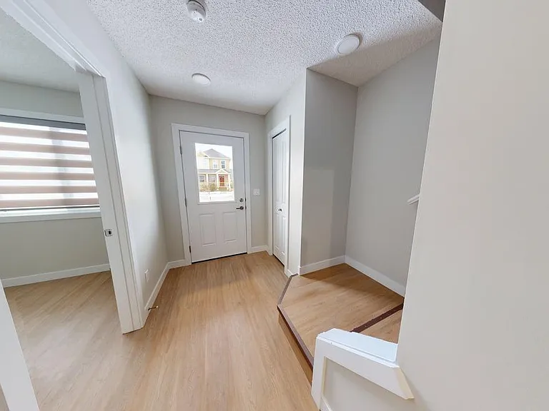 2035 Chalmers Way SW — Photo 21