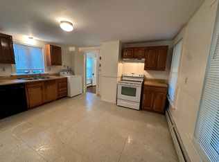 206 Exchange St FLOOR 2, Leominster, MA 01453