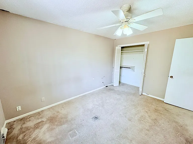101 Knight Cir — Photo 12