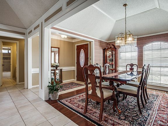 2nd image of 1517 Huron Trl