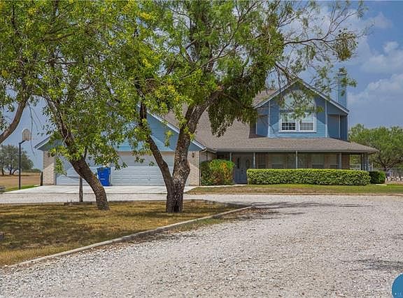 2nd image of 4760 River Oaks Dr