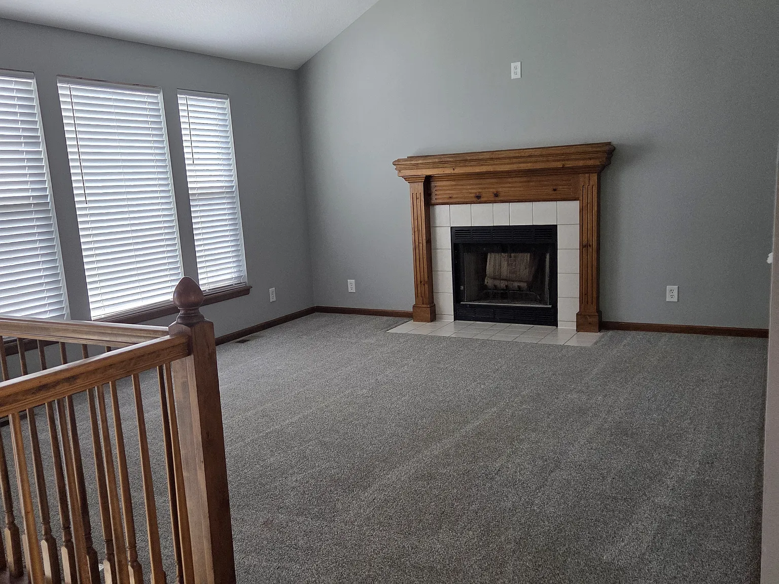 201 Porter Dr — Photo 4