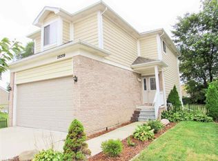 28209 Rosemont St, Roseville, MI