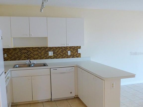 4th image of 2618 Icabod Ct