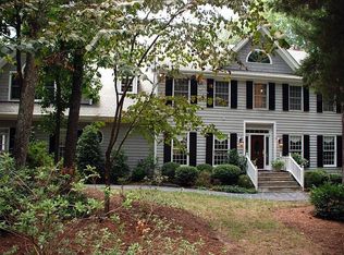 1004 Pinehurst Dr, Chapel Hill, NC 27517