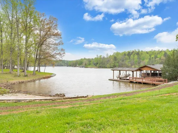 0 Red Barn Ln #9 & 11, Wirtz, VA 24184