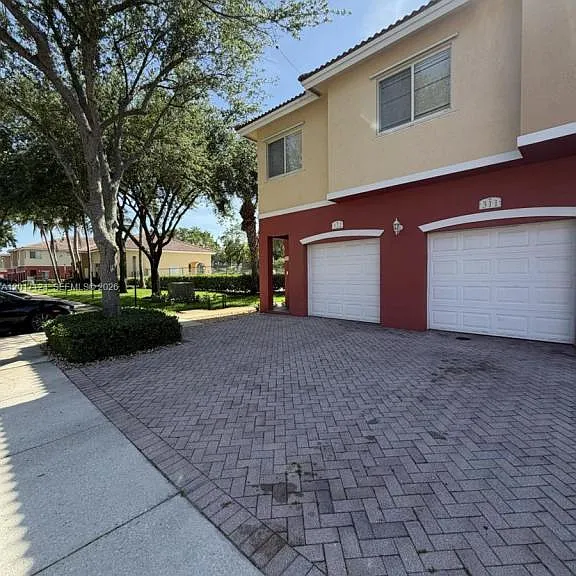 3335 Palomino Dr — Photo 10
