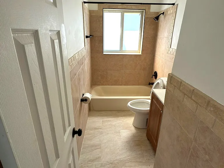 9105 Little River Dr — Photo 3